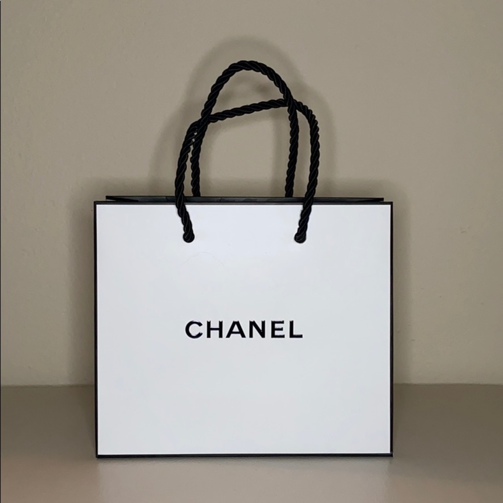 Chanel shopping bag